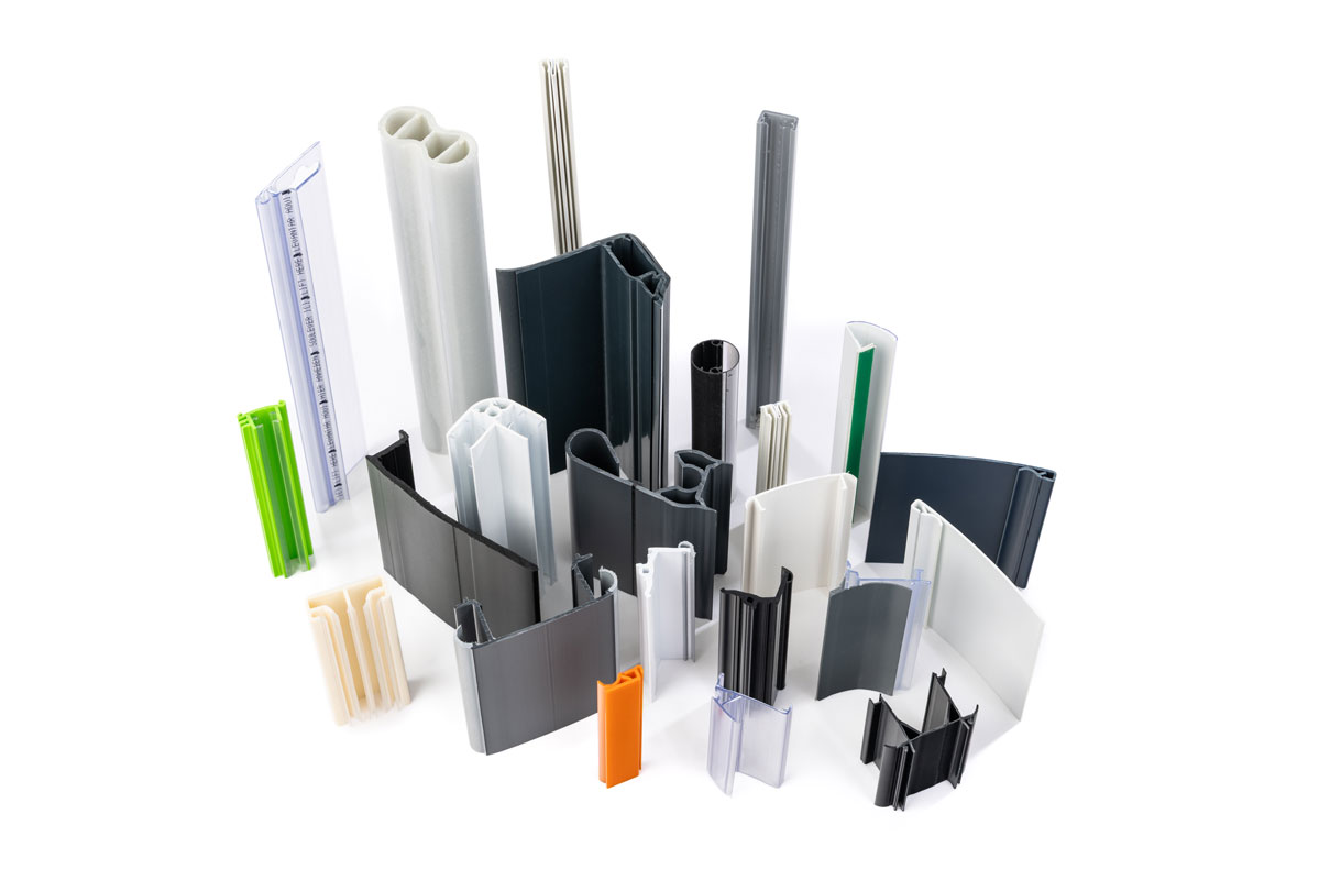Custom co-, tri- and post-extruded plastic profiles